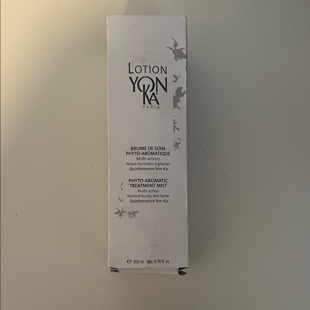 Paris Phyto-Aromatic Treatment Mist - White